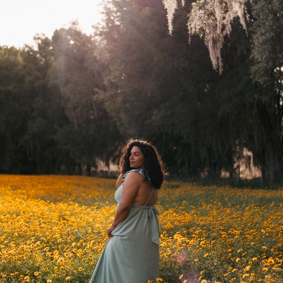 Cream A-line Maxi Dress - Picture 3 of 5